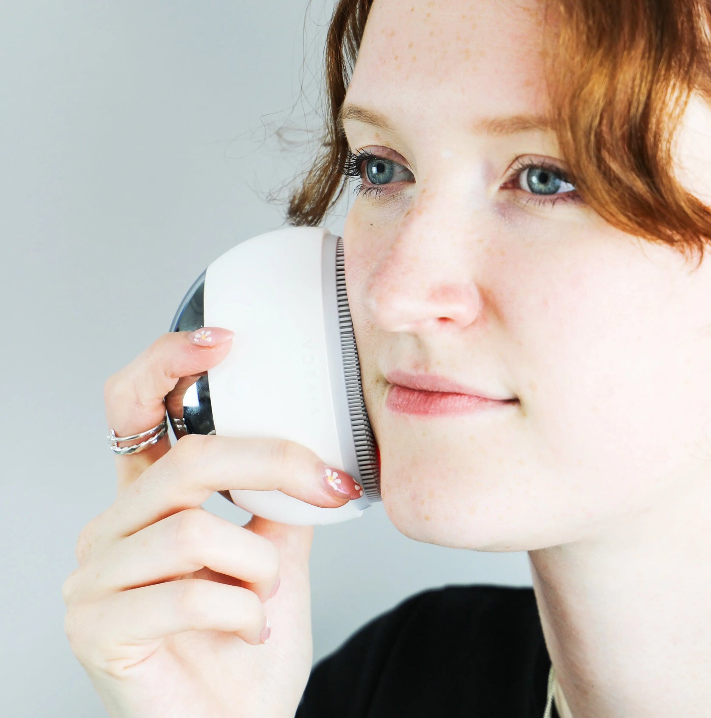 Pure Tone Viveca Ultrasonic Facial Cleansing Brush Pure Tone Aesthetics