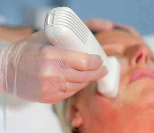 Handheld Ultrasound in Aesthetic Injectables | Uses, Safety & What Practitioners Need to Know