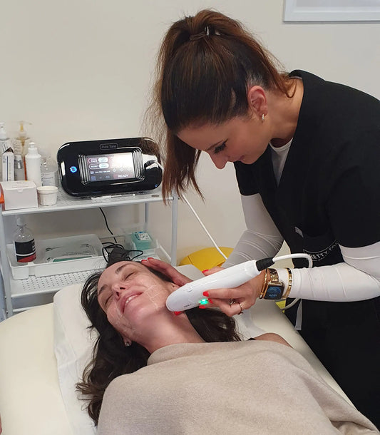 The-Pure-Tone-Aesthetics-HIFU-Facelift-Miracle-Lift Pure Tone Aesthetics